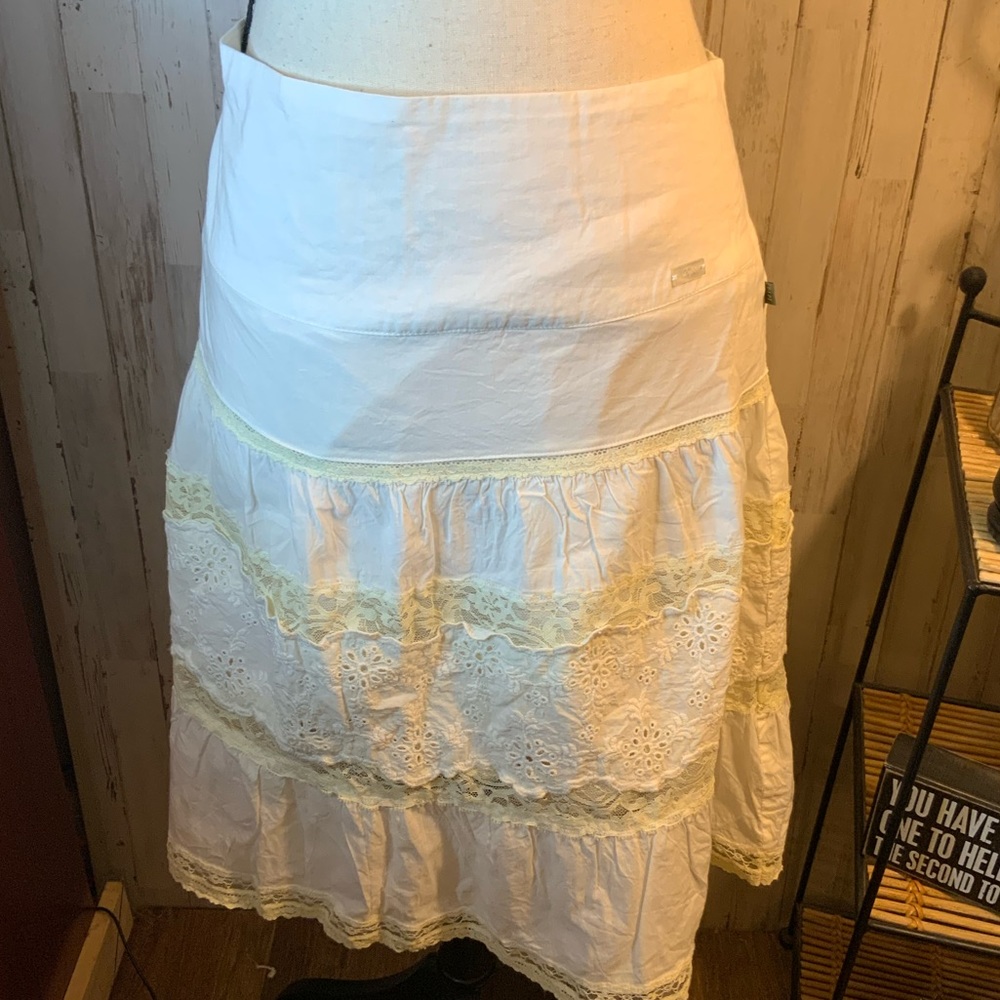 DEPT cotton and lace skirt. Size M